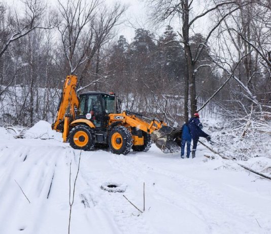 В Новосибирске из-за повреждения кабеля жители Восточного МЖК остались без электричества