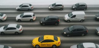 Таксисты Новосибирска присоединились к всероссийской акции протеста