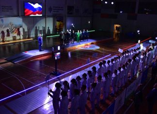 Турнир по фехтованию на призы олимпийцев Станислава и Софии Поздняковых открывается в Новосибирске