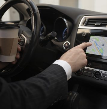 Ощущение дома на колесах: Как машина становится личным пространством в мире перемен