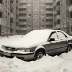 Новосибирская УК заплатит 780 тысяч за поврежденный снегом автомобиль