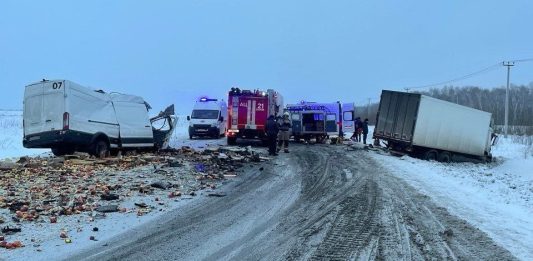 Фото ГИБДД. ДТП под Искитимом
