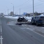 Водитель ВАЗ столкнулся с тремя автомобилями под Искитимом и погиб