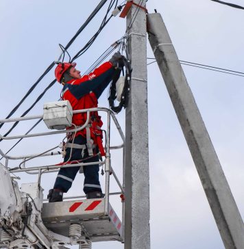 В Новосибирской области демонтируют тысячи самовольных подвесов на ЛЭП «Россети Новосибирск»