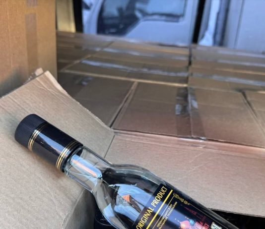 Более 18 тысяч бутылок контрафактного алкоголя нашли в Новосибирске