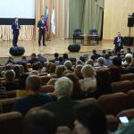 Дзержинские темы встречи с мэром Новосибирска: метро, пробки и парк «Каменка»