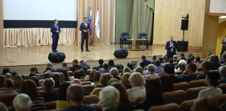 Дзержинские темы встречи с мэром Новосибирска: метро, пробки и парк «Каменка»