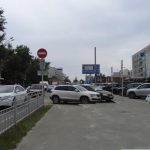 «Либо штраф, либо оплата»: на новосибирских парковках научились ловить 100% неплательщиков