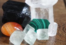 Полудрагоценные камни