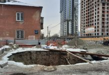 Коммунальщиков, оставляющих разрытия в Новосибирске, пообещали «научить рублём»