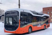 В Новосибирск для тест-драйва прибыл троллейбус, способный объезжать пробки