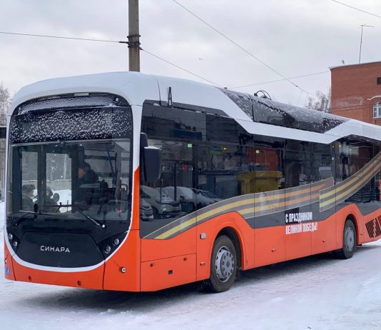 В Новосибирск для тест-драйва прибыл троллейбус, способный объезжать пробки