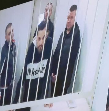 Экс-борцам с коррупцией смягчили приговоры за взятки в Новосибирске