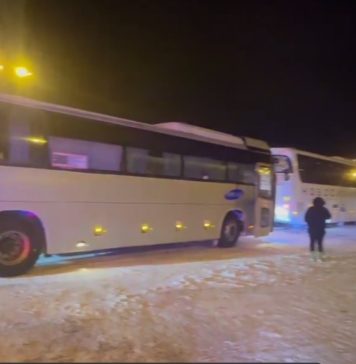 170 человек в Новосибирской области застряли на автодороге в Рождество