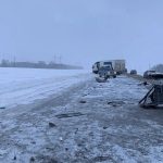 Женщина погибла под Новосибирском в ДТП с двумя грузовиками