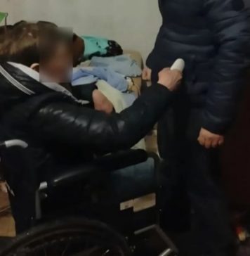 «Одну убила, вторая успела убежать»: Новосибирская пенсионерка устроила поножовщину с подружками