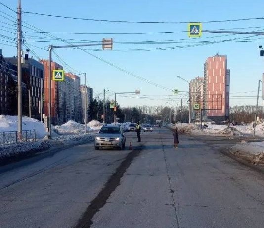 Пенсионерка сбила подростка в Новосибирске на пешеходном переходе