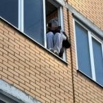 В Новосибирске спасателей вызвали к женщине с манией преследования