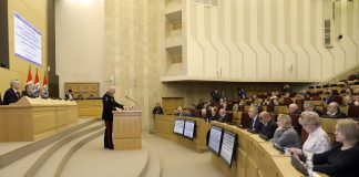 На правопорядок и патриотизм новосибирские депутаты посмотрели с позиций будущего