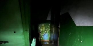 Забит в подъезде до смерти: жителя НСО обвиняют в смерти друга