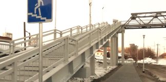 Треть пешеходных мостов Новосибирска остаются в «ненормативе»