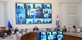 Губернатор Новосибирской области поручил усилить работу по предупреждению пожаров