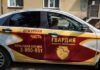 Жители Новосибирска штурмовали алкомаркет с помощью строительного поддона