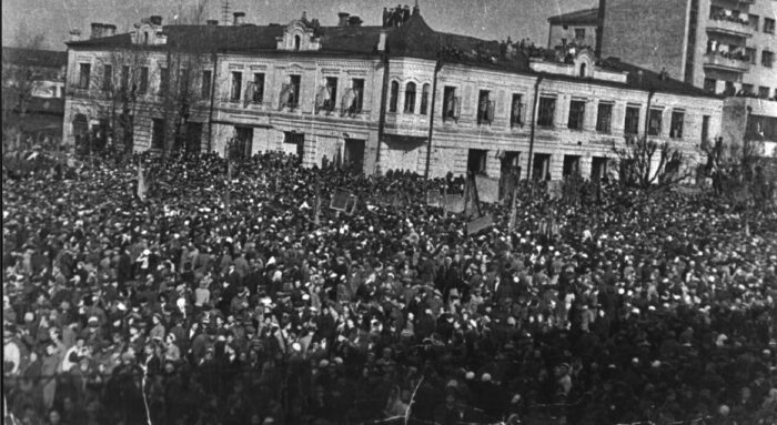 Митинг при открытие строительства Дома науки и культуры